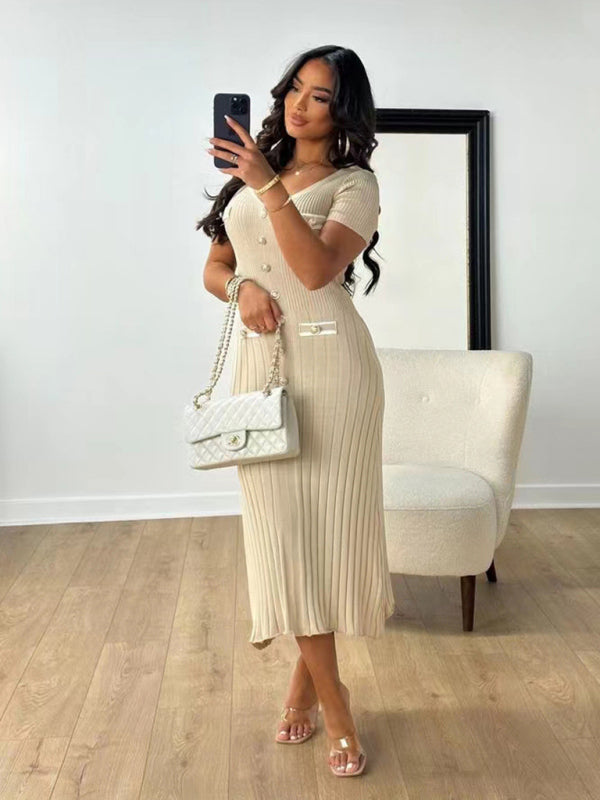 Knitted short sleeve V neck dress