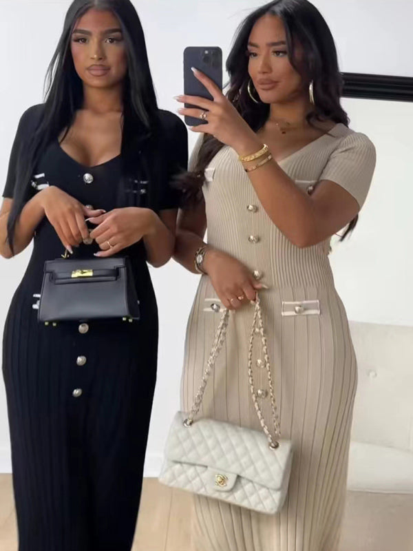 Knitted short sleeve V neck dress