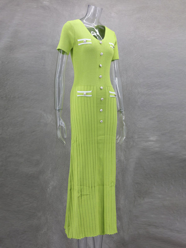 Knitted short sleeve V neck dress