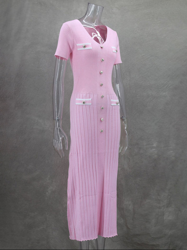 Knitted short sleeve V neck dress